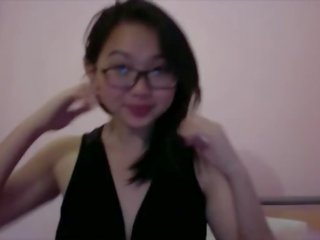 Cute and provocative Asian teen&comma; Harriet Sugarcookie